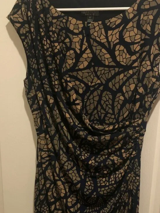 connected apparel Black and Tan Leaf-Pattern Midi Sheath Dress - Picture 3 of 7